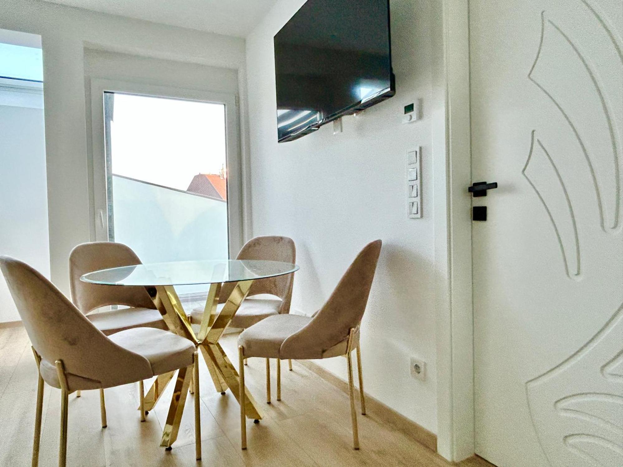Asp Modern Apartments With Balcony & Free Parking 维也纳 外观 照片